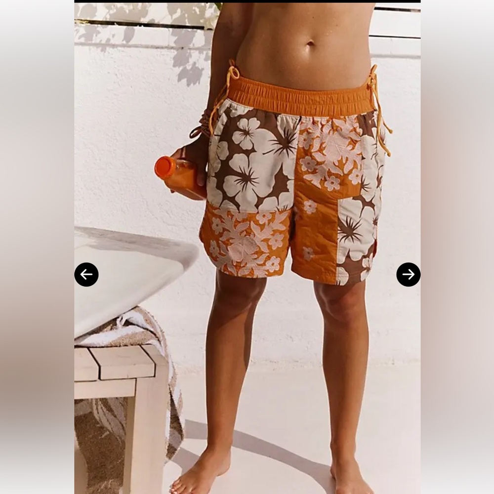 FP Movement Prime Time Shorts - Vintage Tropical Print RT $98 NWOT - Picture 2 of 6